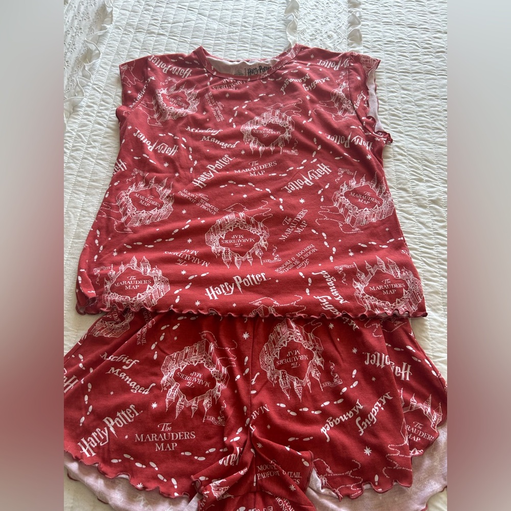 Harry Potter Women's Red Marauder's Map Short Pajama Set